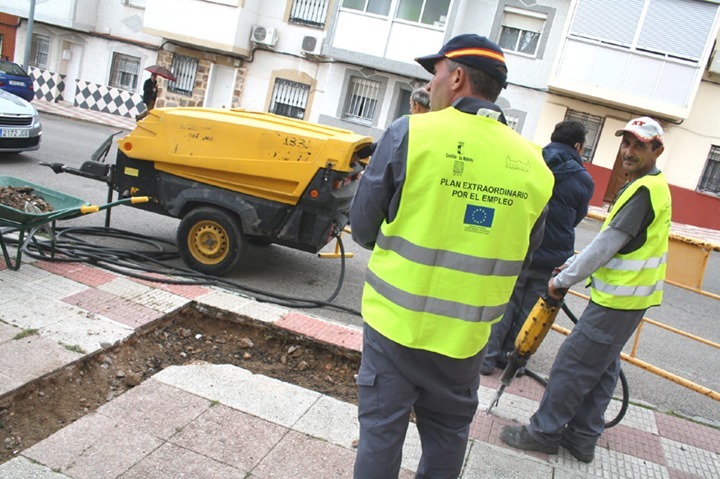 Las 123 contrataciones del Plan de Gobierno Regional en Puertollano mejorarán los espacios ciudadanos