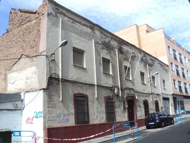 Barahona Obras y Servicios demolerá el antiguo Centro de Adultos de Puertollano por 45.901 euros