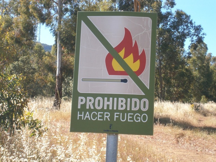 Quemas controladas en el Cerro del Tío Pedrillo, Variante del Minero y Centro de Transportes de Puertollano
