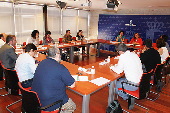 Reuni&oacute;n de los miembros de la Mesa de Entidades de Acogida de Menores