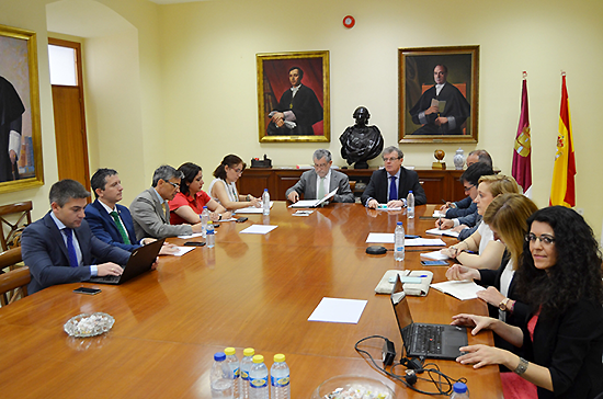 Un momento de la reunión celebrada en el campus de Ciudad Real 