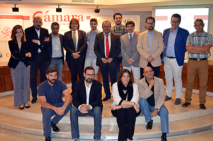 Foto de grupo de los asistentes al Foro gastroemprende