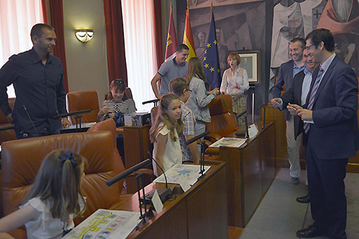 Un momento de la entrega de los premios que ha tenido lugar en la Diputación
