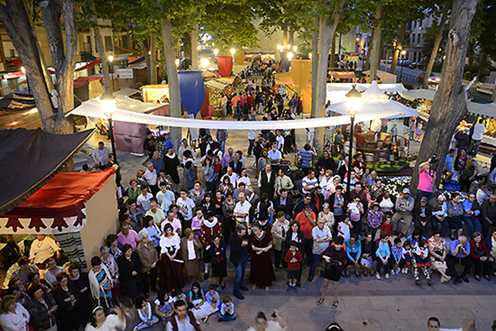 Foto de archivo de la pasada edición del mercado cervantino