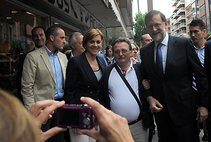 La secretaria general del PP, maria Dolores Cospedal y el presidente en funciones, Mariano Rajoy, han participado en un acto electoral en Guadalajara