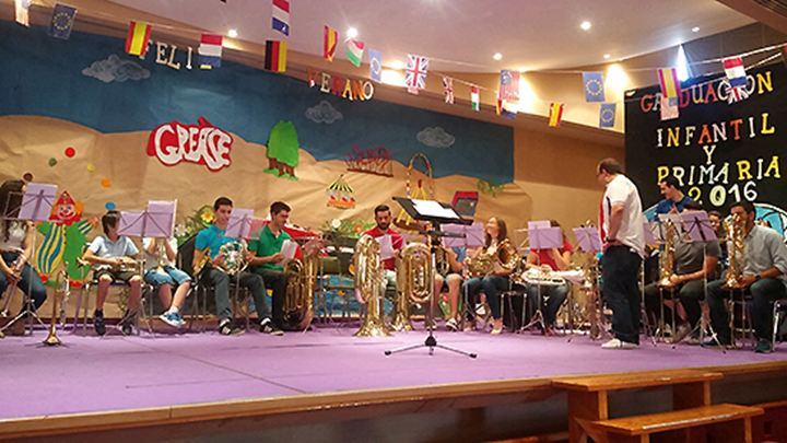 Actuación de alumnos de la escuela de música
