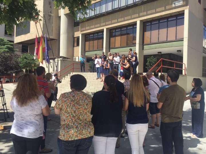 El Ayuntamiento de Puertollano guarda un minuto de silencio por el atentado de Niza