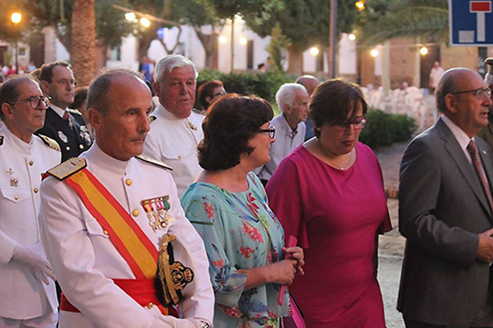 La delegada del gobierno regional en la provincia de Ciudad real, Carmen Teresa Olmedo, participó en las fiestas de la Virgen del Carmen , en Viso del Matqués