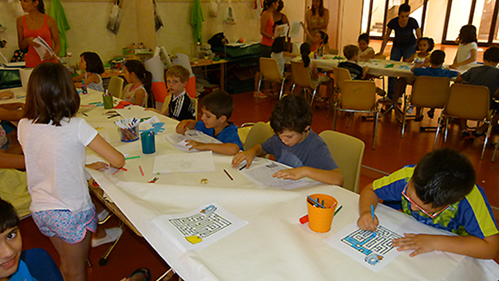 Niños que utilizan el servicio