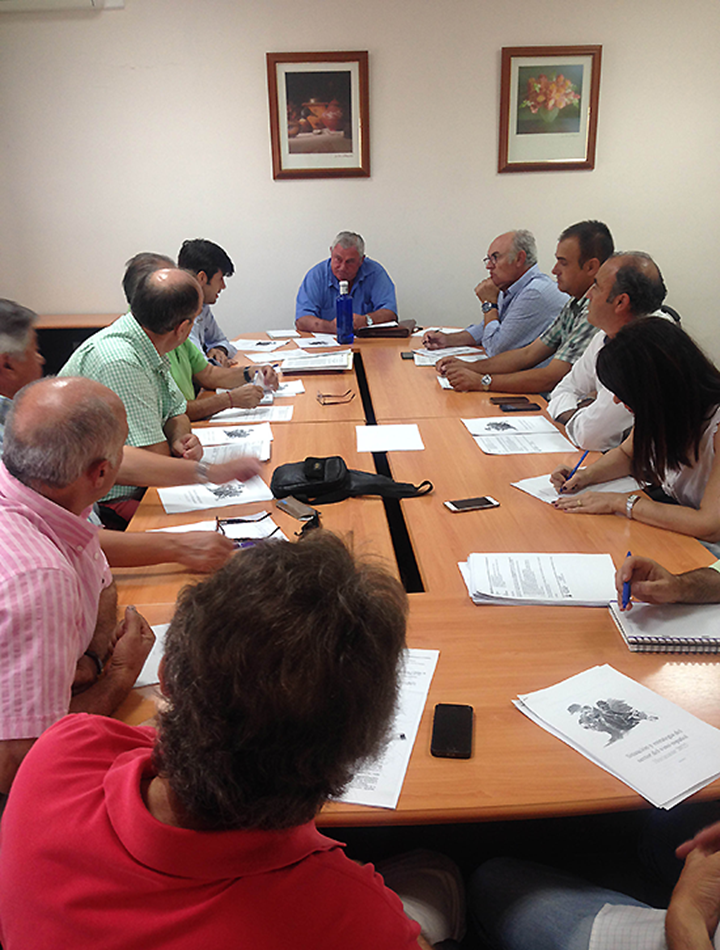 La Sectorial Vitivinícola de ASAJA de Castilla-La Mancha se reunió ayer en Tomelloso 