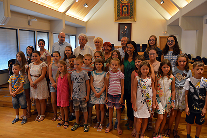 La alcaldesa de Ciudad Real, Pilar Zamora, ha recibido a los niños ucranianos que pasan el verano en Ciudad Real