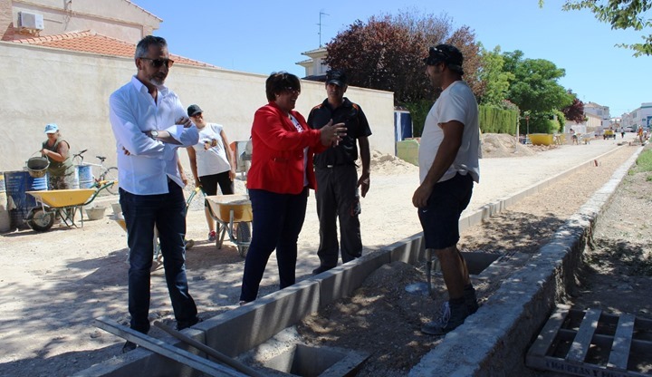 Carmen Olmedo y Jesus Martin en plan de empleo Valdepeñas 1
