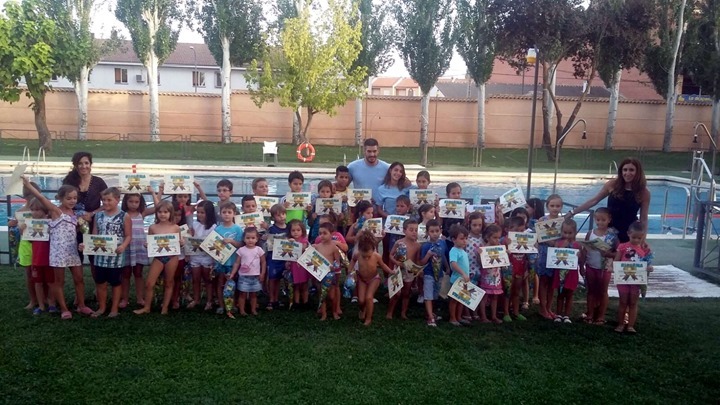 Carrion clausura cursos natacion