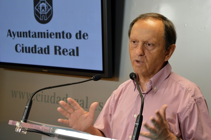 CLAVERO PETICION INFORME MINISTERIO