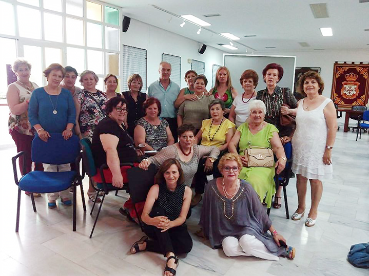 Foto de familia. Fuente: Facebook AMASOL.