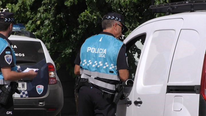 policía 2