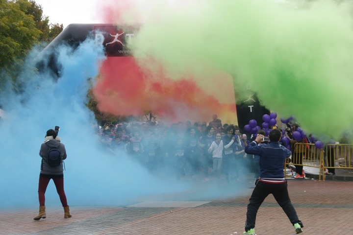 Momento de la salida donde no faltó el color