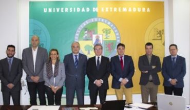 El rector de la UCLM preside la reunión de la comisión sectorial de gerentes del G9 celebrada en Extremadura