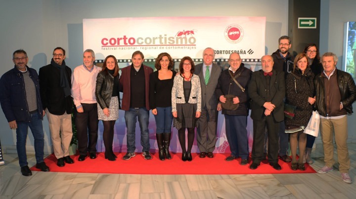 autoridades padrino y organización corto cortismo