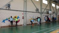 Los alumnos de primaria y del IES “Campo de Calatrava” de Miguelturra viven unas jornadas de convivencia en torno a la actividad “Pintura Mural Comunitaria”