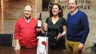 Su peso en vino: Pilar González, agraciada con 71 litros de vino de Valdepeñas