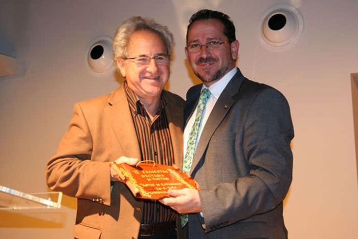 Nicolás del Hierro junto a Luis Díaz-Cacho
