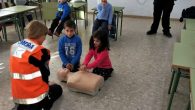 Alumnos y profesores del colegio Nuestra Señora del Rosario de Porzuna se forman en primeros auxilios