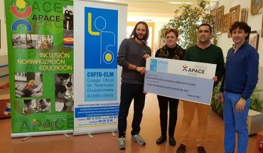 El Colegio de Terapeutas Ocupacionales de Castilla-La Mancha dona el 1% de su presupuesto de 2016 a la Asociación APACE Toledo