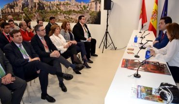 Granátula difundió su museo-volcán “Cerro Gordo” en FITUR y respaldó la presentación de la Ruta de la Pasión Calatrava