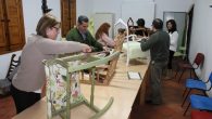 La Universidad Popular de Villanueva de los Infantes pone en marcha un curso de tapicería