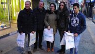 Los ganadores de ‘Valdepeñas te regala Navidad’ ya gastan sus 3.000 euros en compras