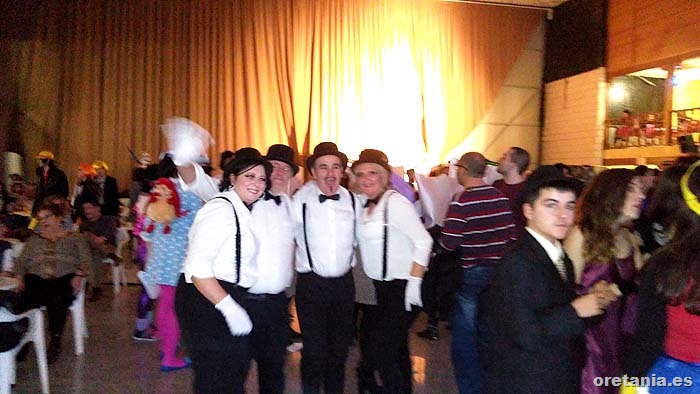 Grandes dosis de imaginación y buen humor, en la celebración del primer gran Baile Concurso del Carnaval rabanero 05