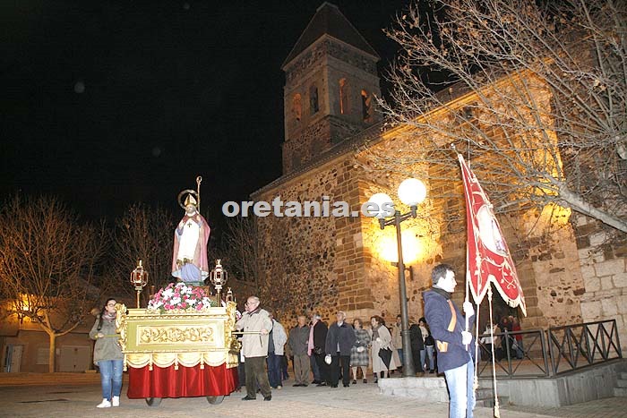 Inicio de la procesión de San Blas por las calles de Argamasilla de Calatrava