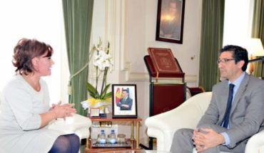 Caballero recibe a la Asociación Santa Águeda de Puertollano coincidiendo con la onomástica de su protectora