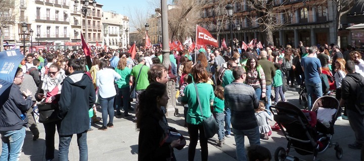 170309-huelga-enseñanza-concentracion-Toledo-(11)