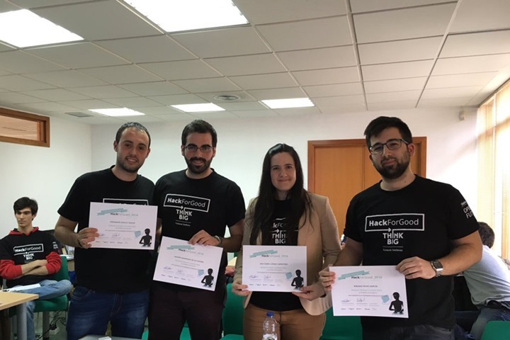 Equipo DQTeam, ganador de un premio global de la IV HackForGood