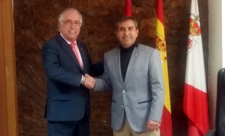 Francisco Perez con Siro Ramiro, alcalde de Almaden