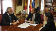 El delegado del gobierno en Castilla-La Mancha, José Julián Gregorio, asegura que el nodo logístico de Talavera es un objetivo prioritario del gobierno central
