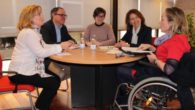 El Gobierno regional amplía las coberturas de la asociación de esclerosis de Toledo ADEMTO con tres servicios de autonomía ‘Mejora T’ en la provincia