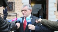El Gobierno regional considera que el anuncio del ministro de Educación sobre la posibilidad de organizar convocatoria de oposiciones llega tarde