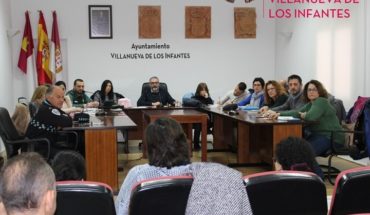 Reunida en Villanueva de los Infantes la comisión de absentismo escolar