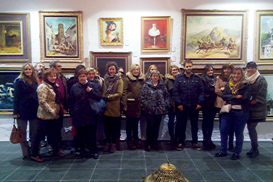 Grupo de almodovareños, en el Museo Palmero