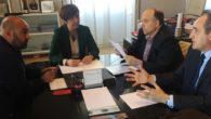 La alcaldesa de Alcázar se reúne con representantes de Adif para recuperar la Fonda de la Estación como espacio cultural y turístico