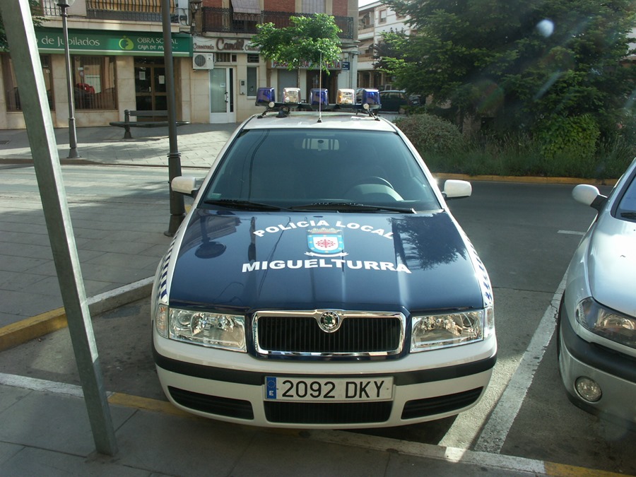 nuevo coche policía4