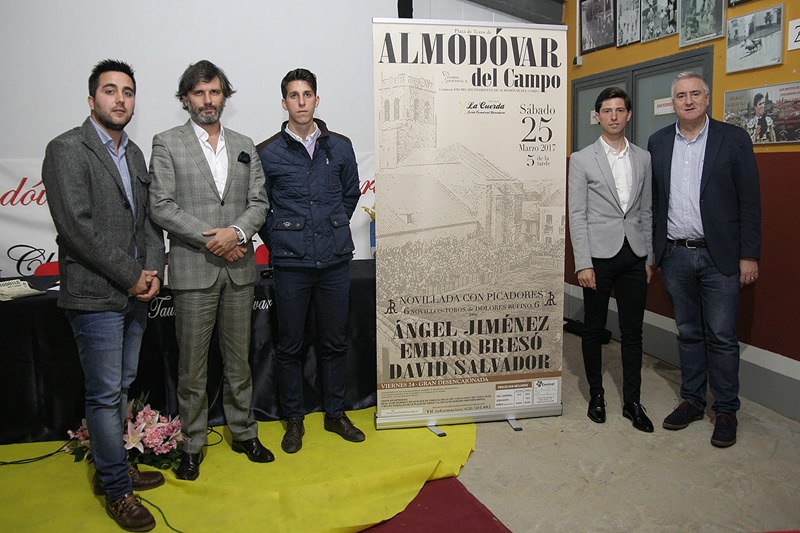 De izquierda a derecha, Roberto Donoso, Jorge Buendía, Emilio Bresó, Ángel Jiménez y José Lozano, en la presentación del cartel el pasado mes de marzo