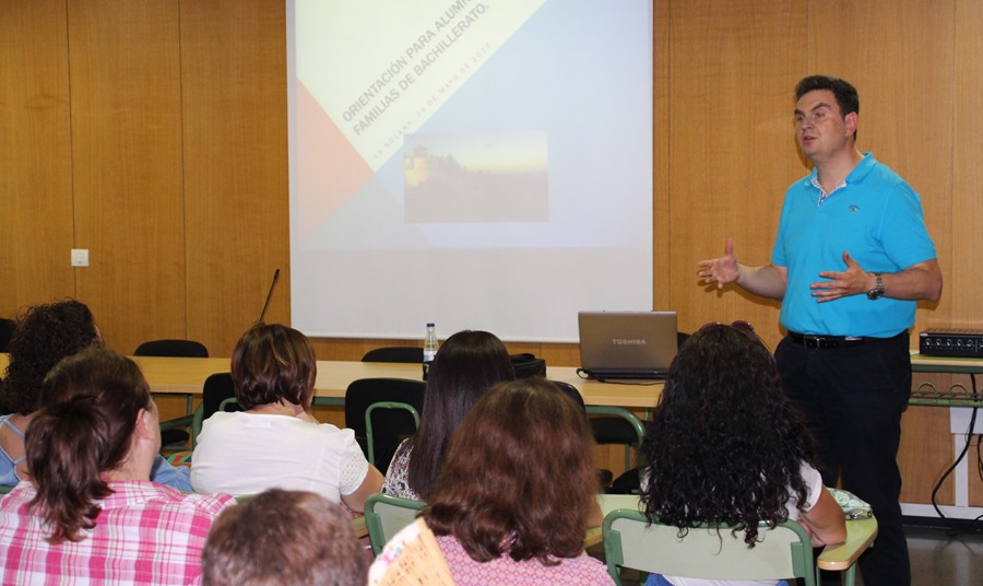 Escuela Padres IES Clara Campoamor