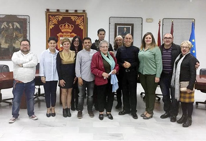 Participantes en el broche poético a la Semana del Libro