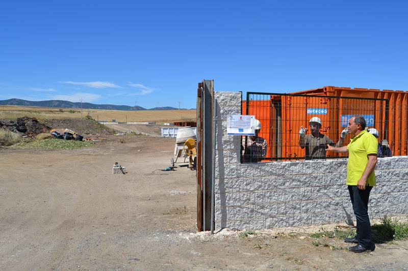 VISO_Obras cerramiento Punto Limpio 2016