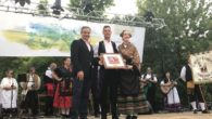 El viceconsejero de Cultura asiste al I Festival Regional de Folclore dentro de los actos del Día de Castilla-La Mancha en Cuenca