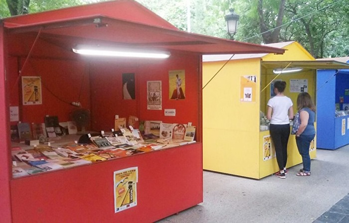 0 Foto de archivo de casetas de la feria del libro en la edición del pasado año